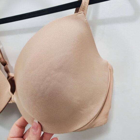 Victoria's Secret Lightly Lined Plunge Vintage Y2K Nude Underwire Bra Size 38D - Picture 2 of 5